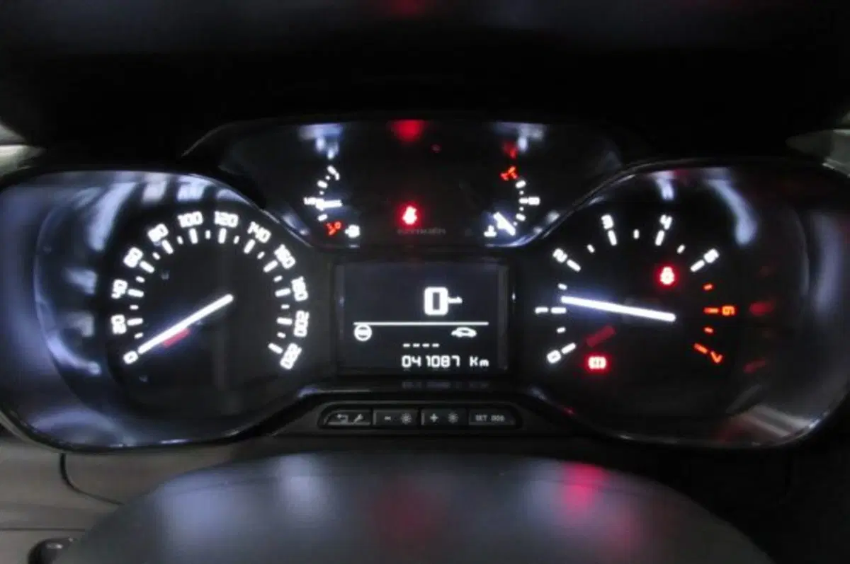 Citroen C3 usata a Milano (14)