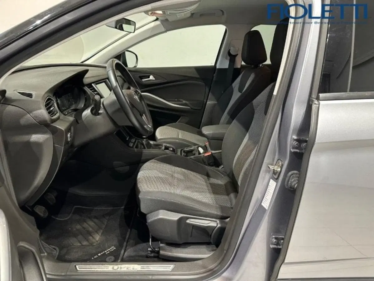 Opel Grandland X usata a Brescia (11)