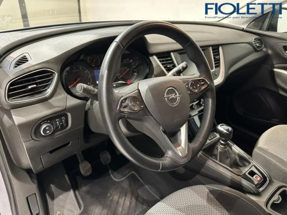 Opel Grandland X usata a Brescia (14)