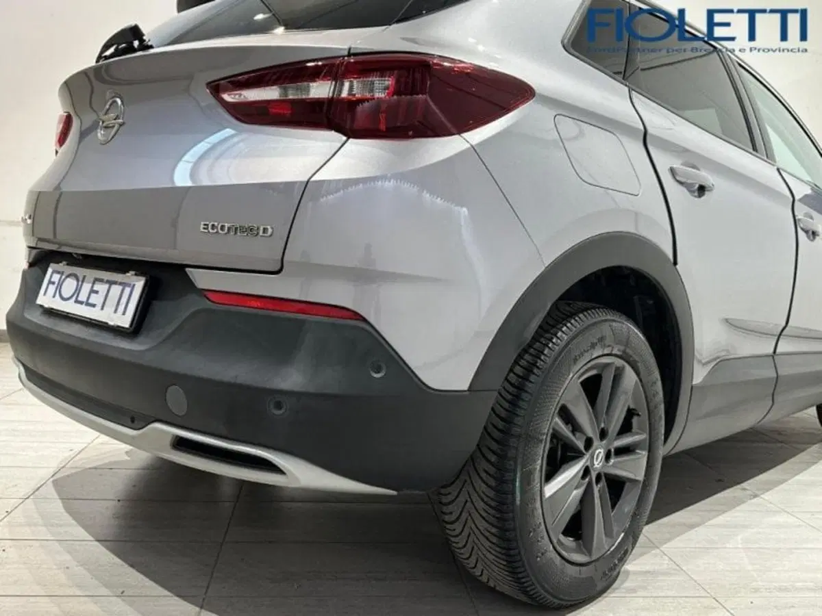 Opel Grandland X usata a Brescia (16)
