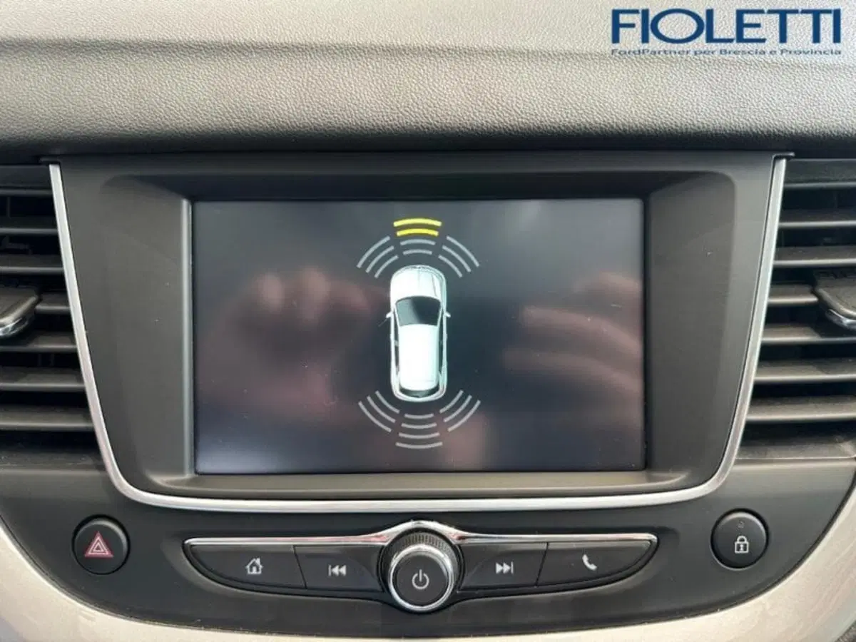 Opel Grandland X usata a Brescia (9)