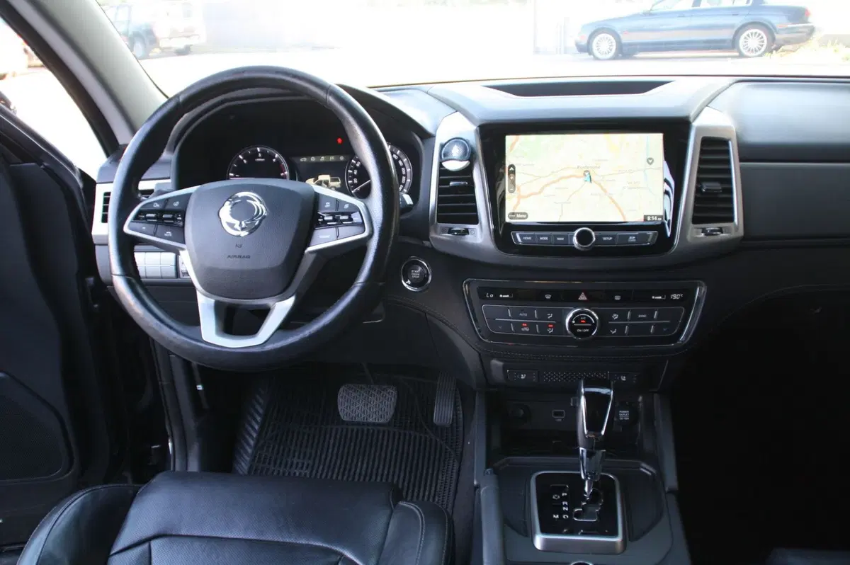 Ssangyong Rexton Sports usata a Pordenone (9)