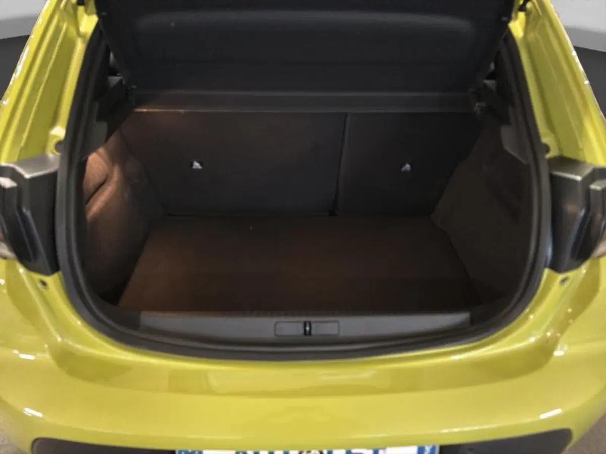 Peugeot 208 usata a Genova (16)