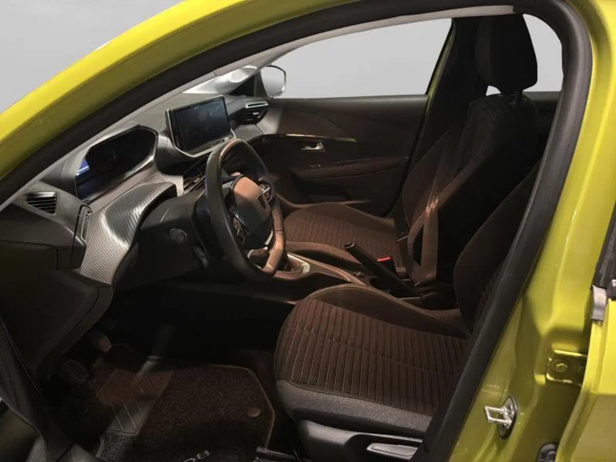 Peugeot 208 usata a Genova (8)