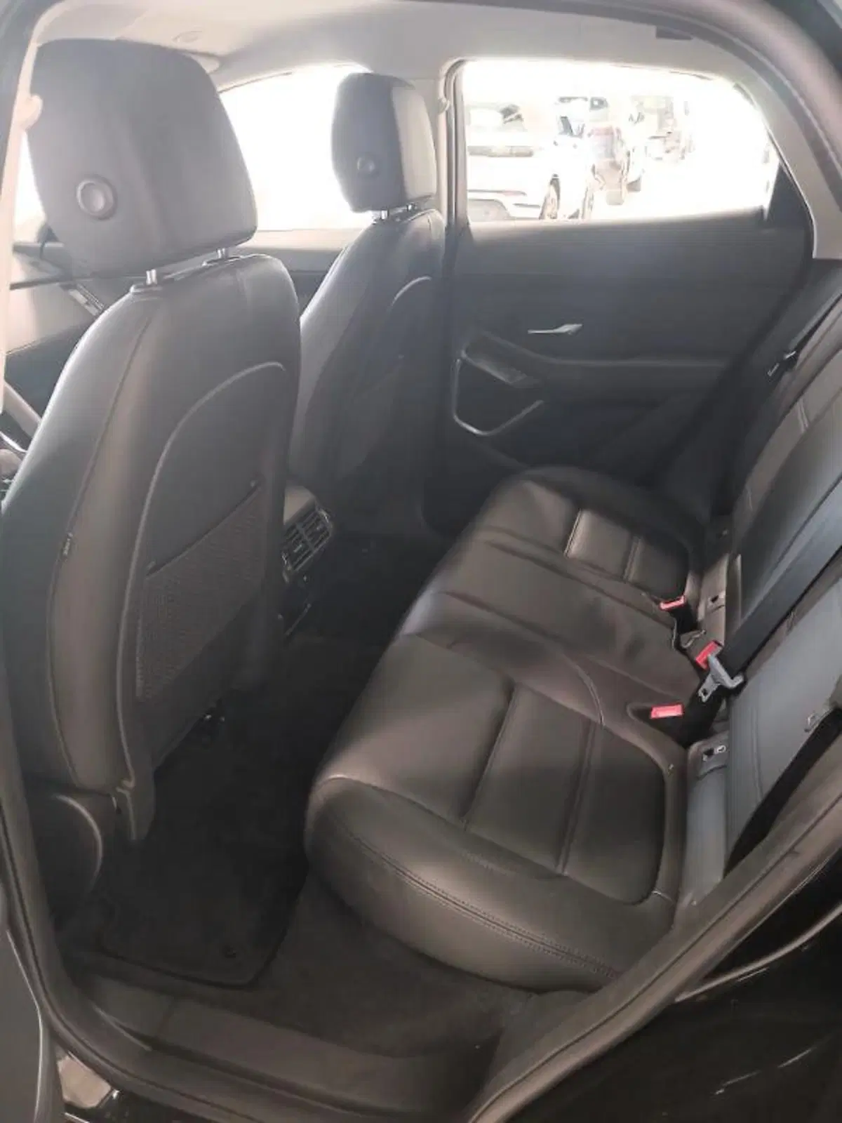 Jaguar E-Pace usata a Venezia (13)