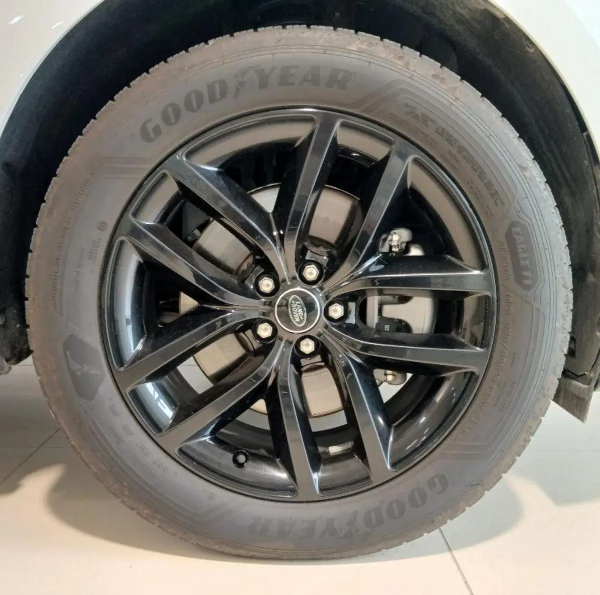 Land Rover Range Rover Evoque usata a Venezia (9)