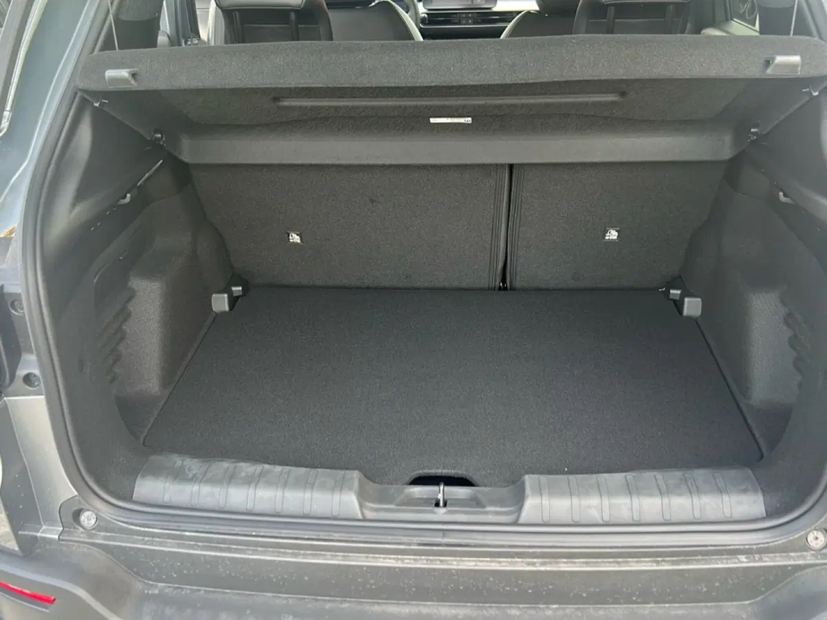 Jeep Avenger nuova a Roma (10)