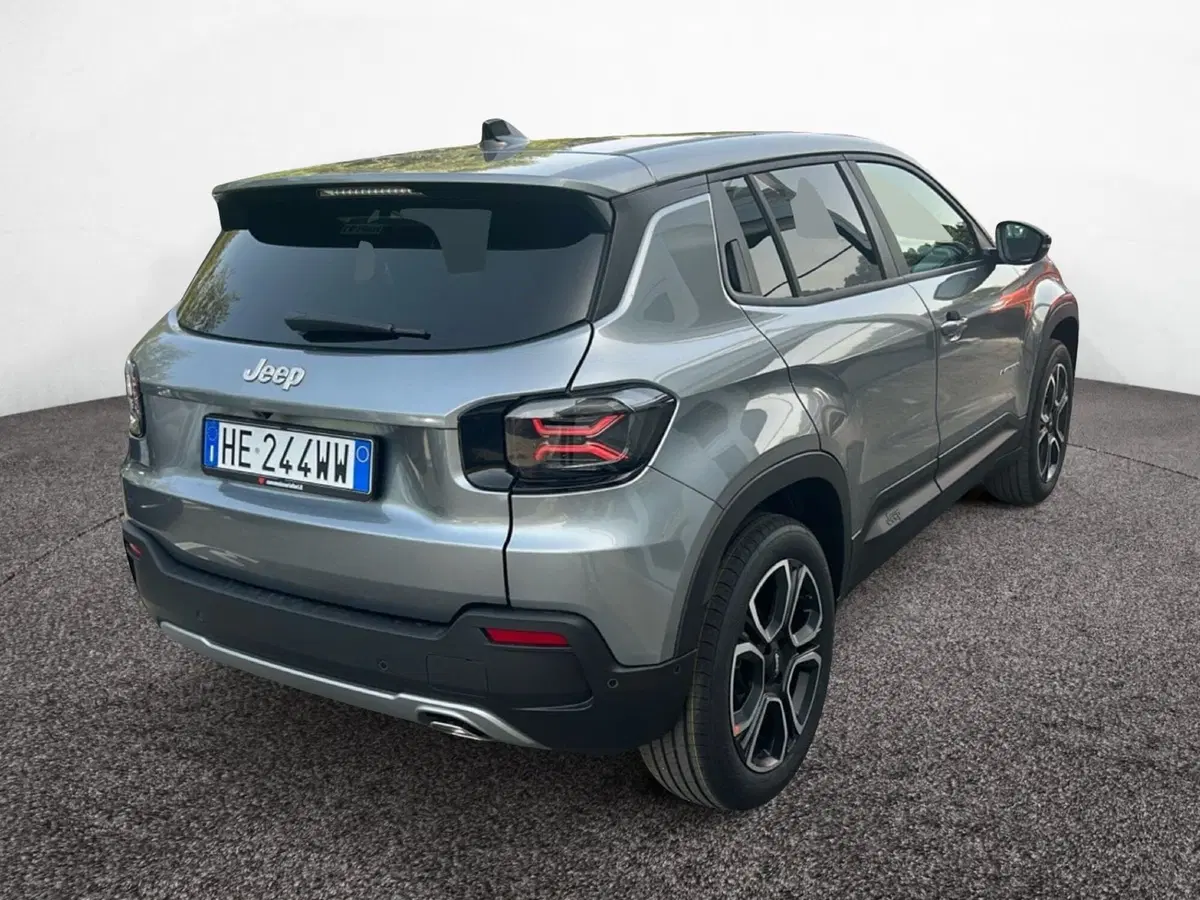 Jeep Avenger nuova a Roma (3)