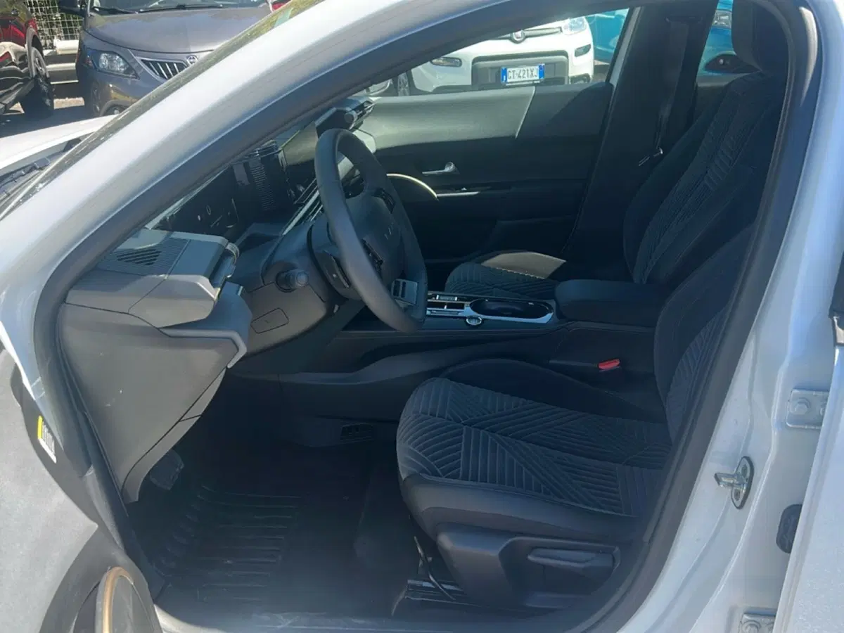 Lancia Ypsilon usata a Roma (12)
