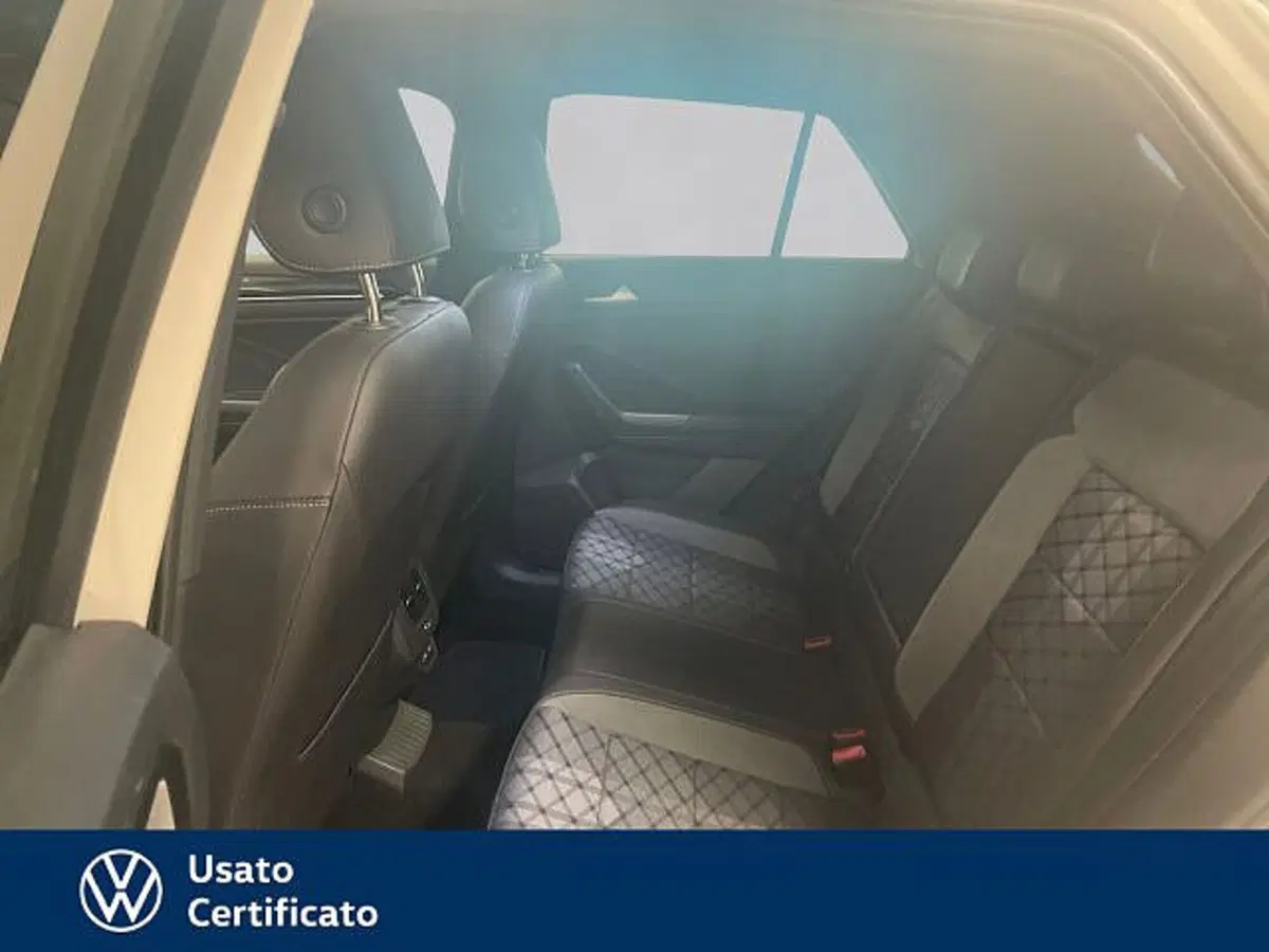Volkswagen T-Roc usata a Vicenza (12)