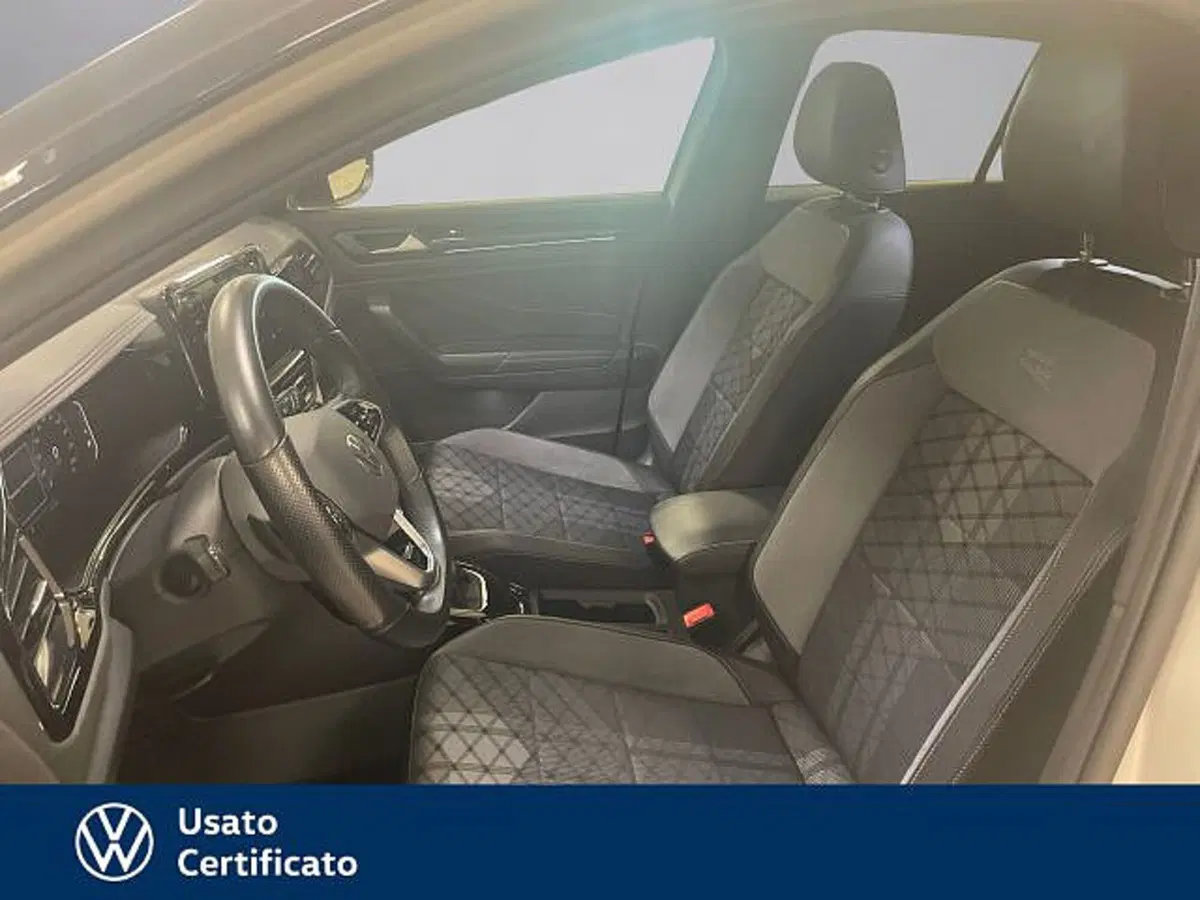 Volkswagen T-Roc usata a Vicenza (13)