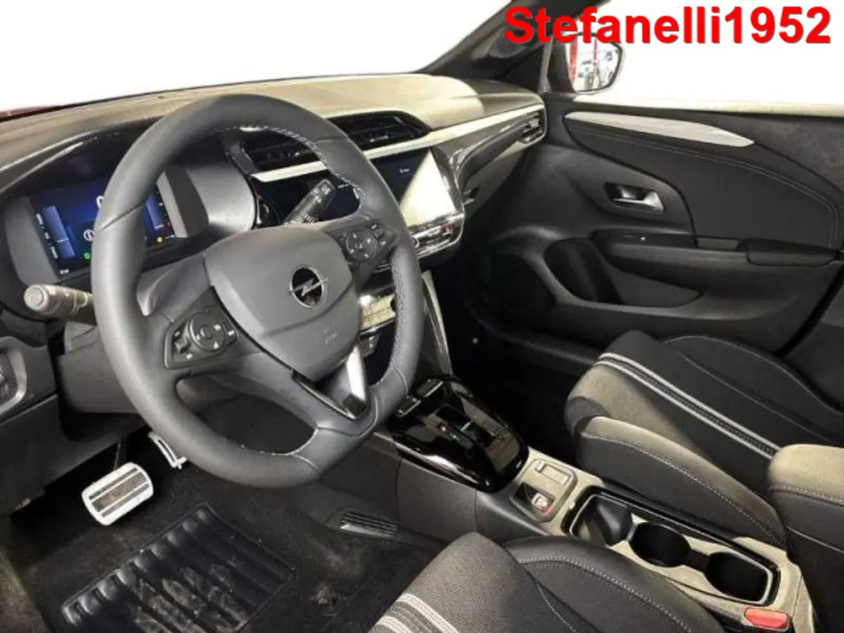 Opel Corsa nuova a Bologna (11)