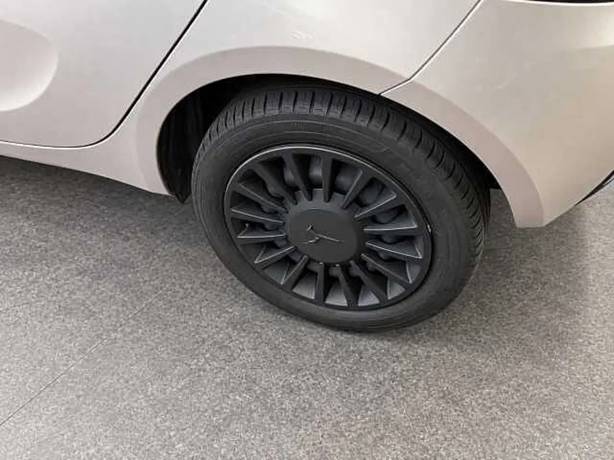 Lancia Ypsilon usata a Brescia (12)