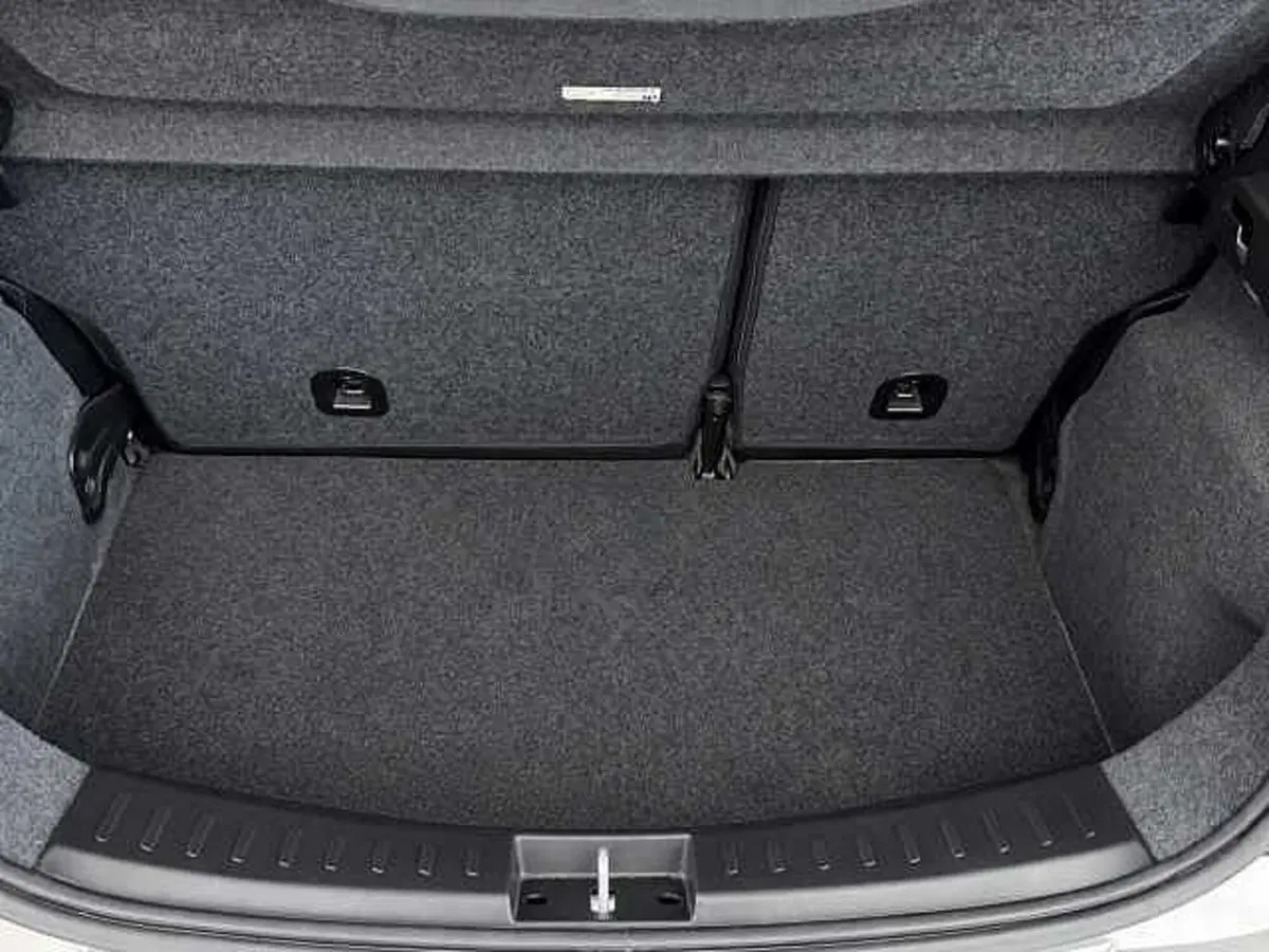 Lancia Ypsilon usata a Brescia (14)