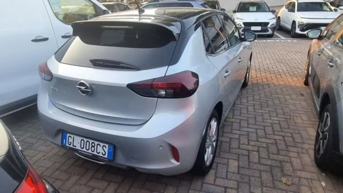 Opel Corsa usata a Savona (10)