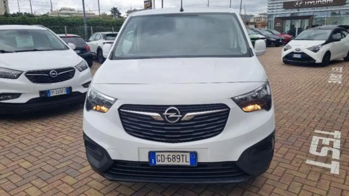 Opel Combo Furgone usata a Savona