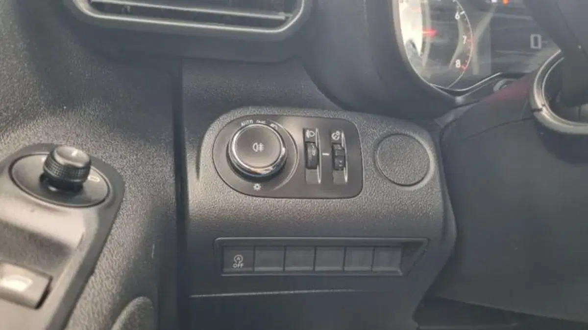 Opel Combo Furgone usata a Savona (13)