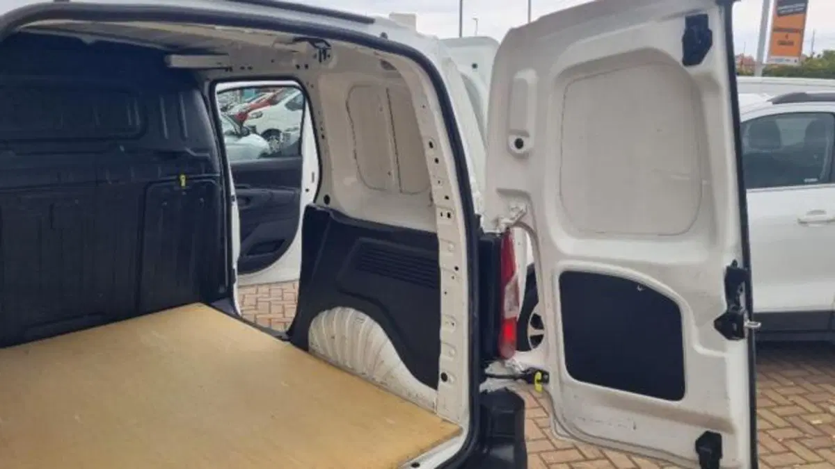 Opel Combo Furgone usata a Savona (20)