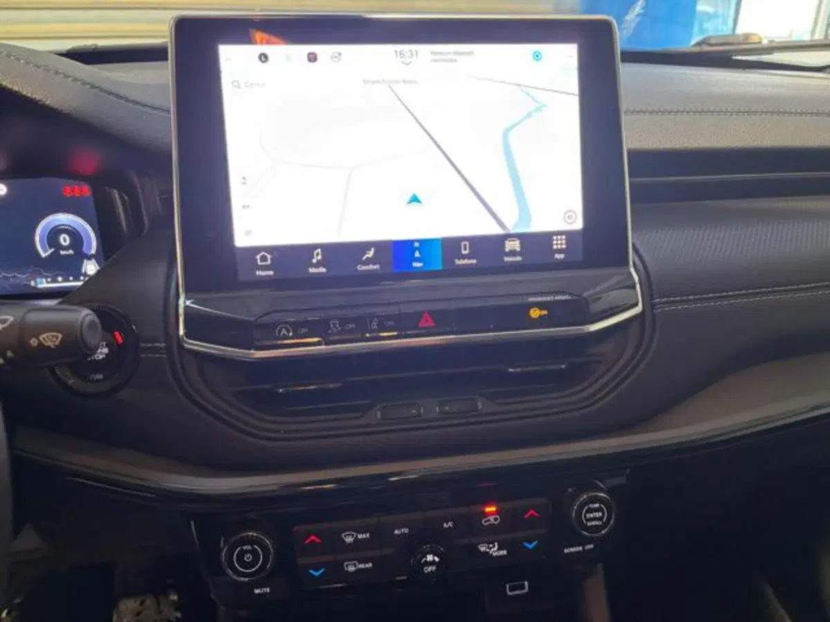 Jeep Compass usata a Caserta (10)