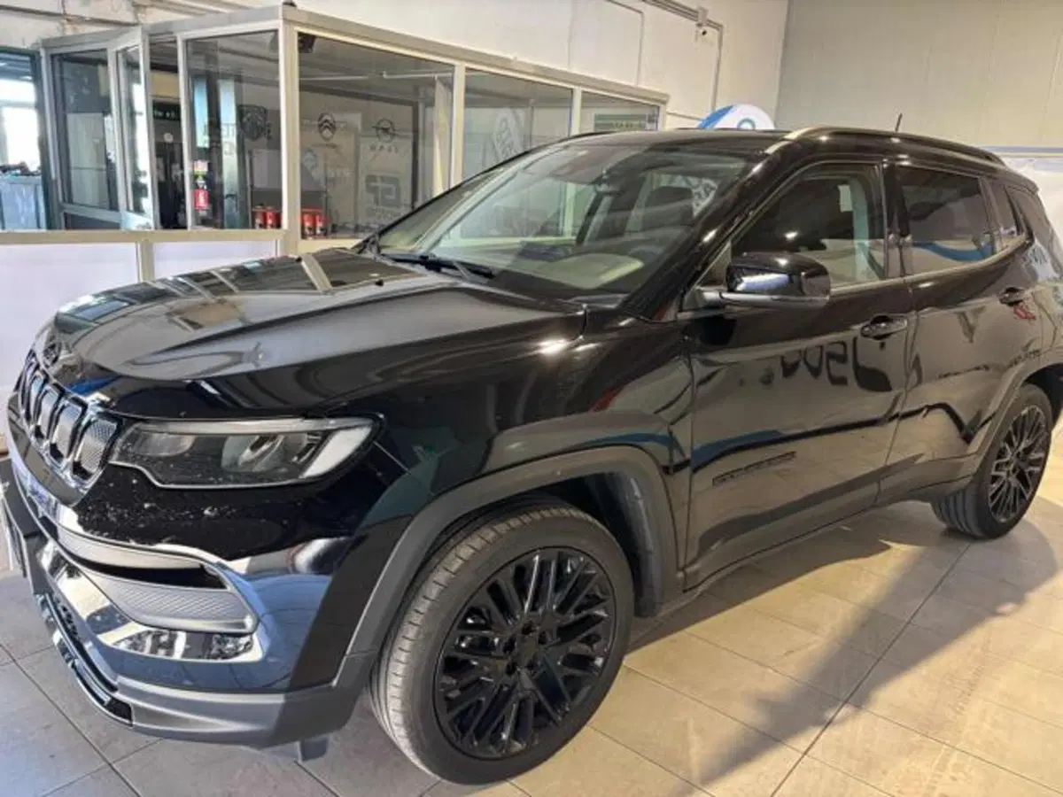 Jeep Compass usata a Caserta (2)