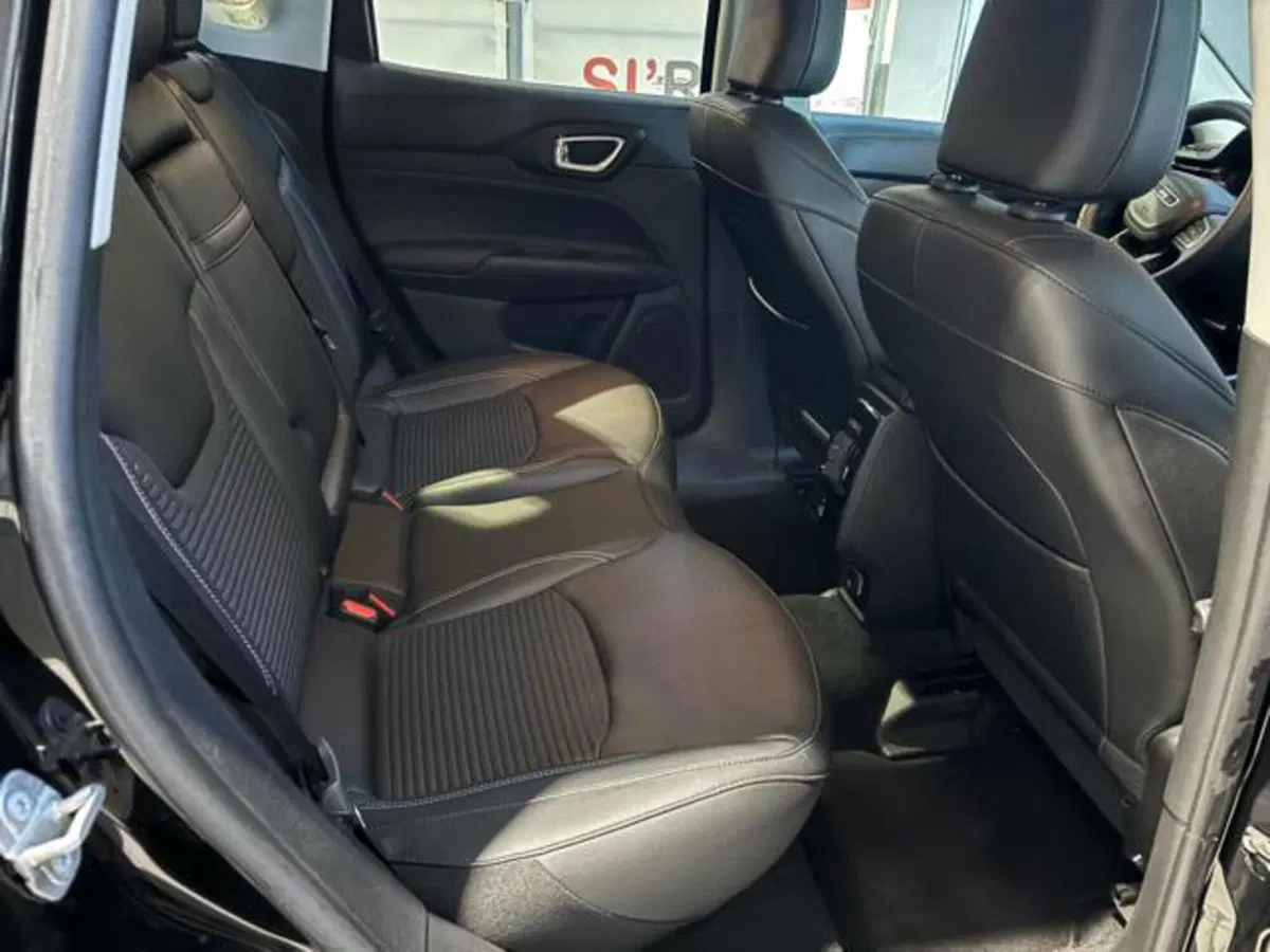 Jeep Compass usata a Caserta (7)