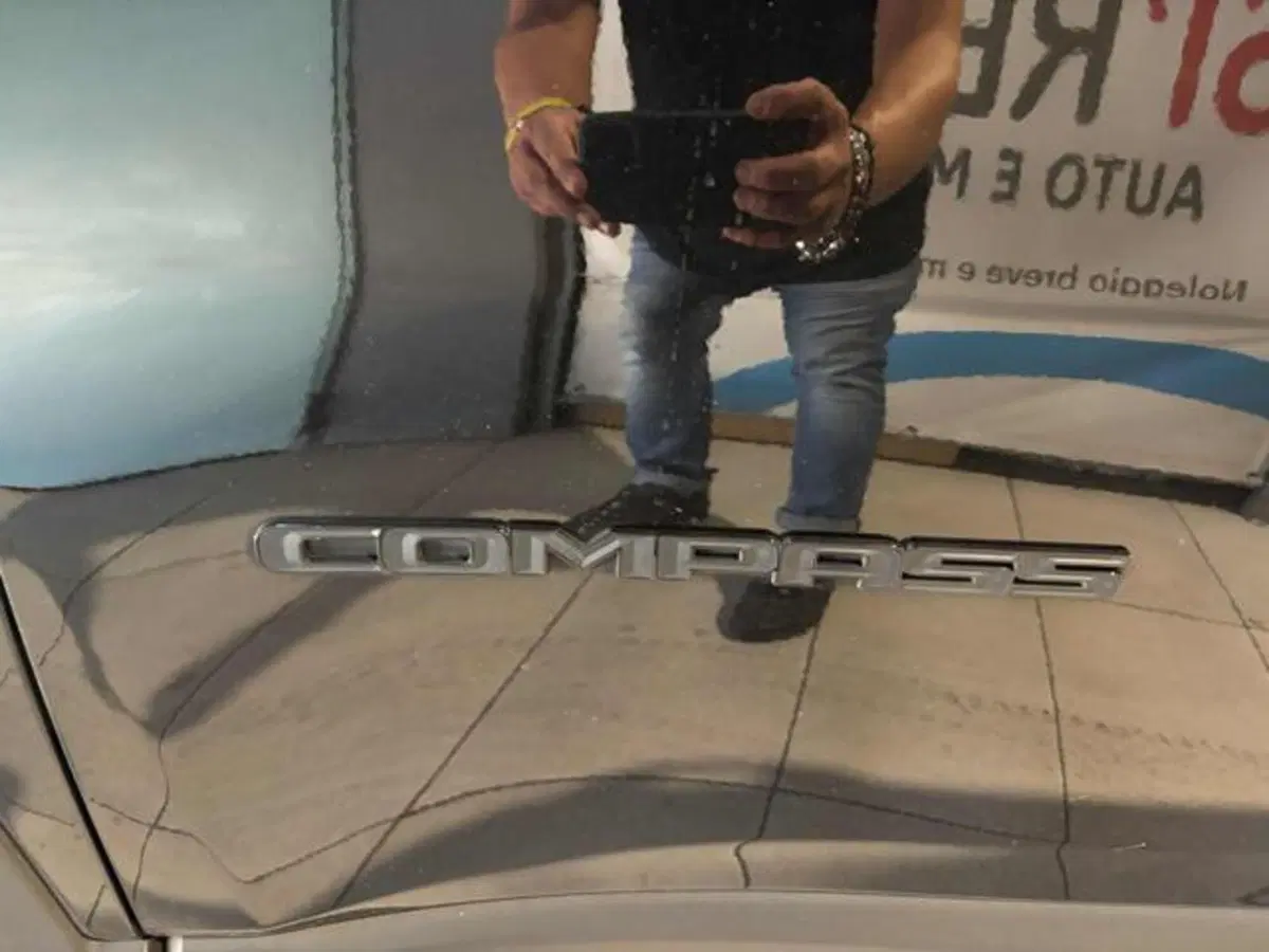 Jeep Compass usata a Caserta (8)