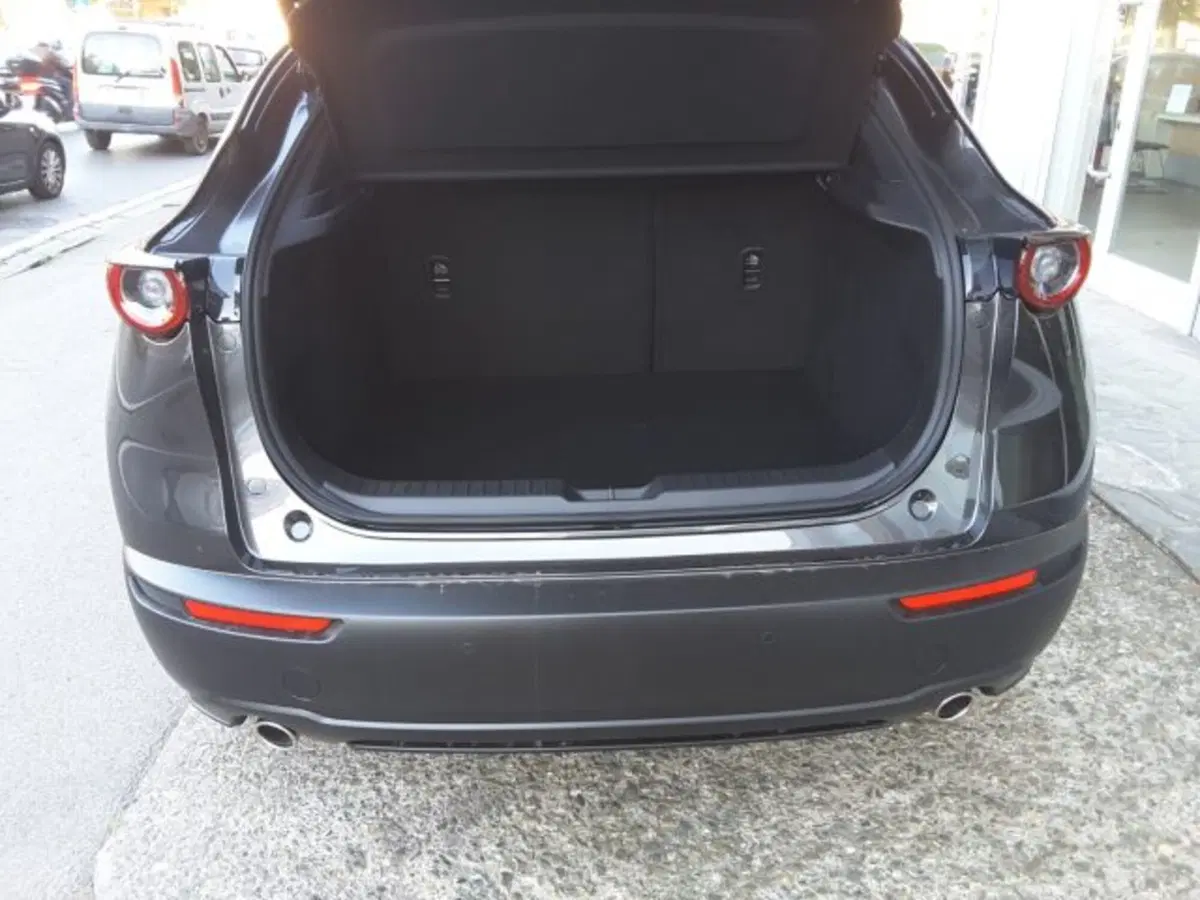 Mazda CX-30 nuova a Firenze (15)