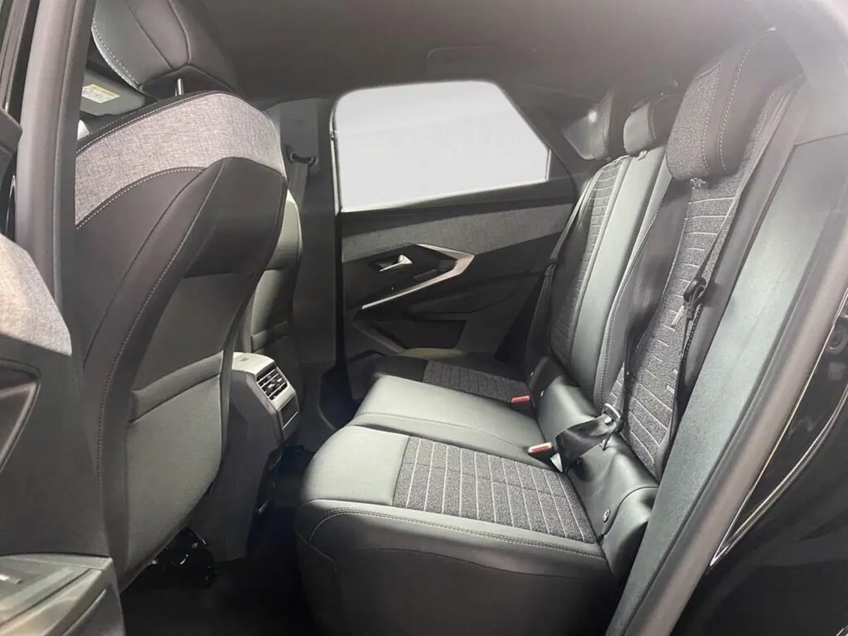 Peugeot 3008 nuova a Torino (8)