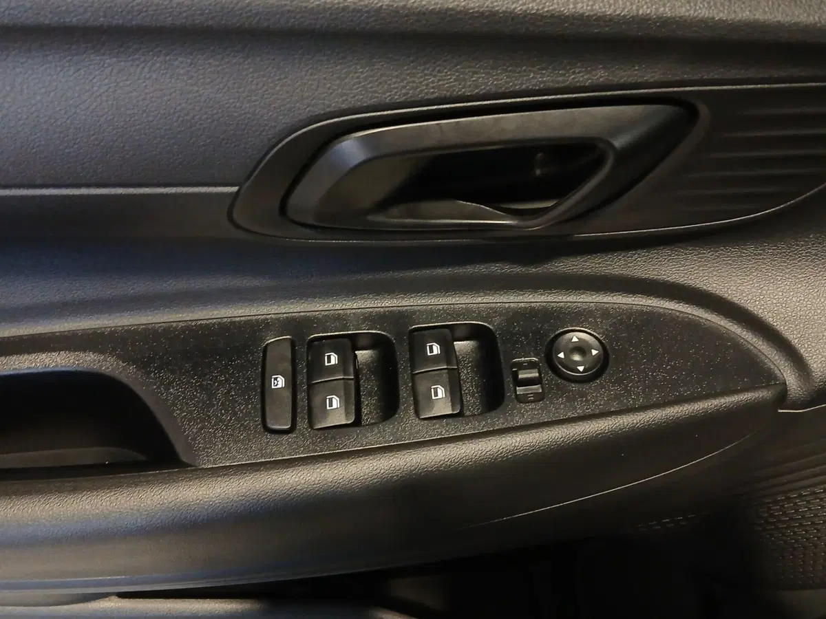 Hyundai Bayon nuova a Genova (12)