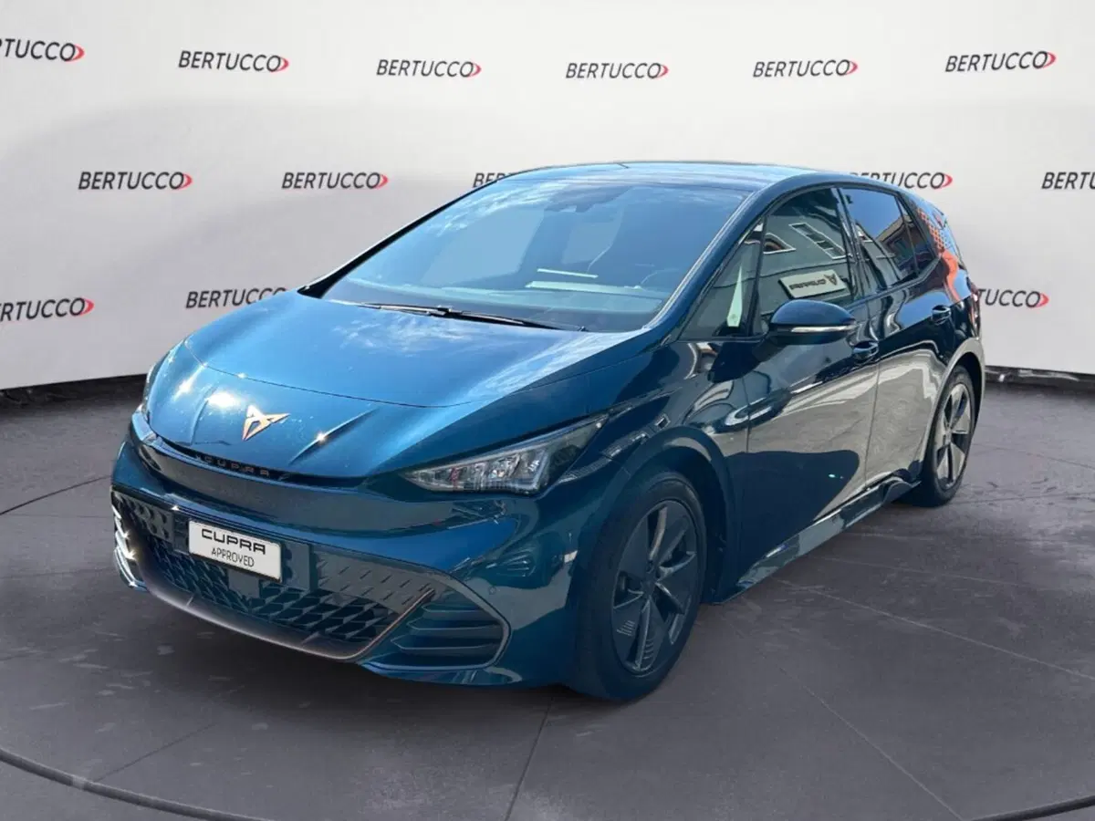 Cupra Born usata a Verona (2)