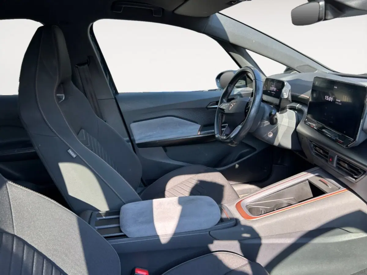 Cupra Born usata a Verona (6)