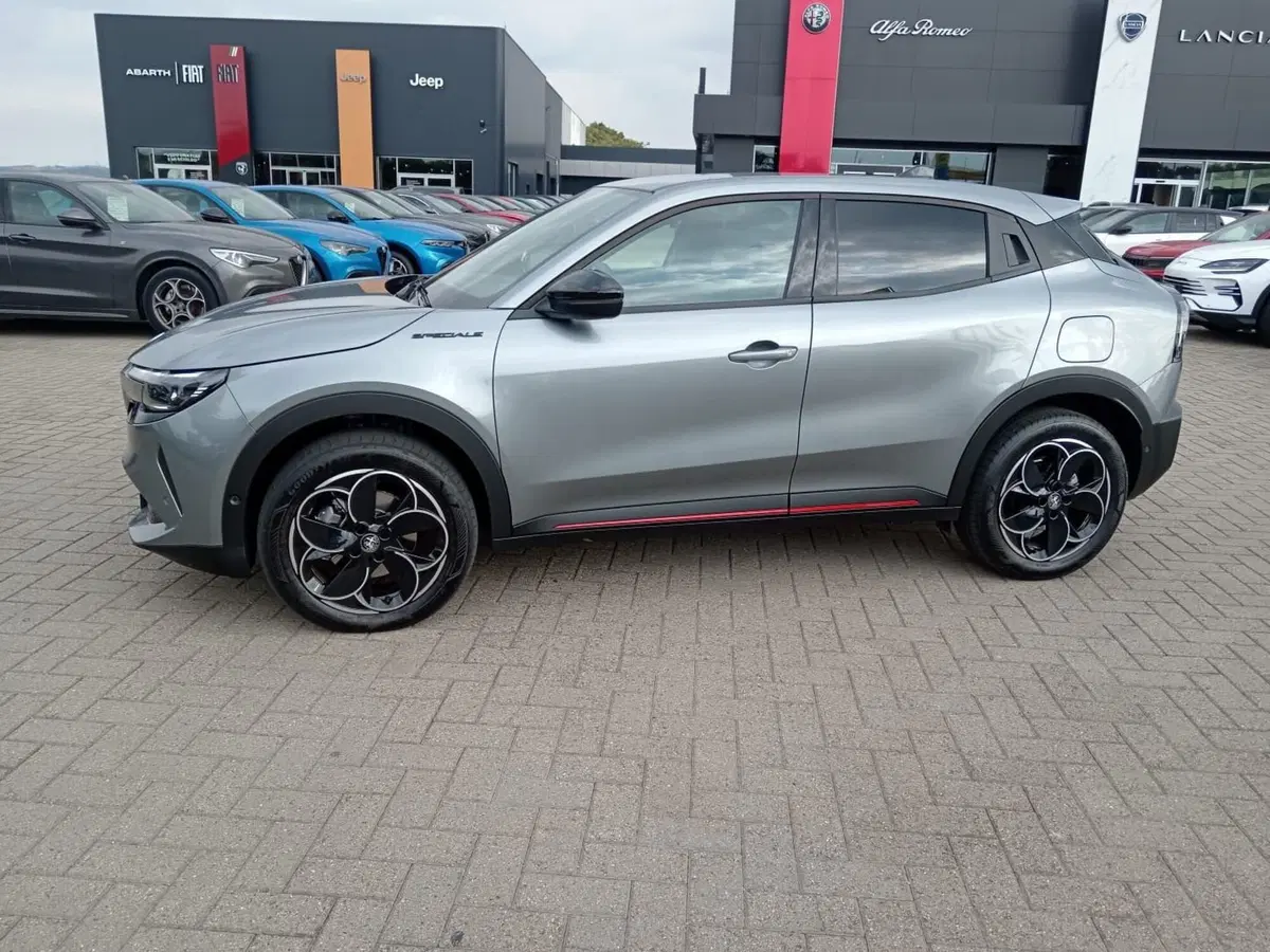 Alfa Romeo Junior usata a Alessandria (9)