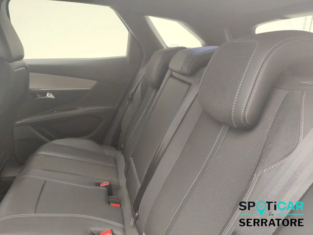Peugeot 3008 usata a Como (13)