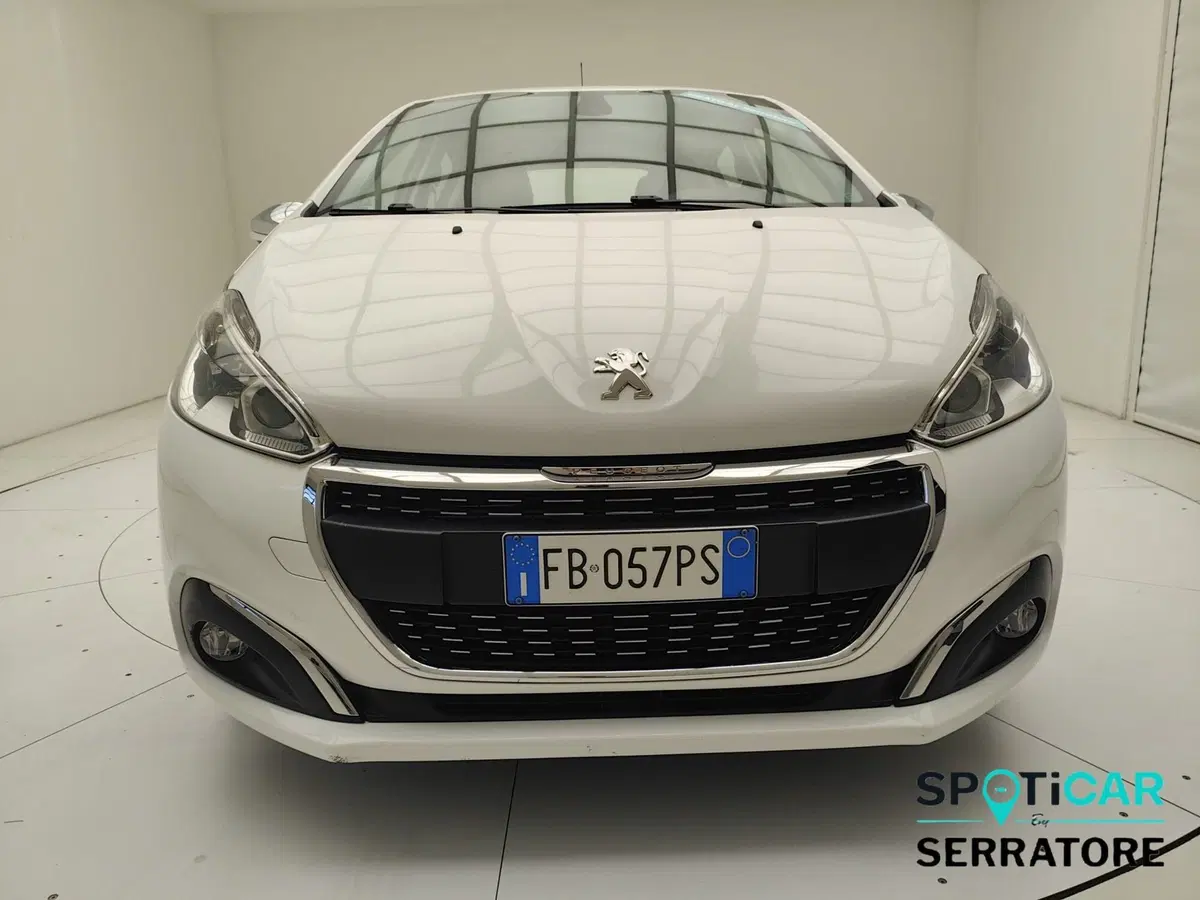 Peugeot 208 usata a Como (2)