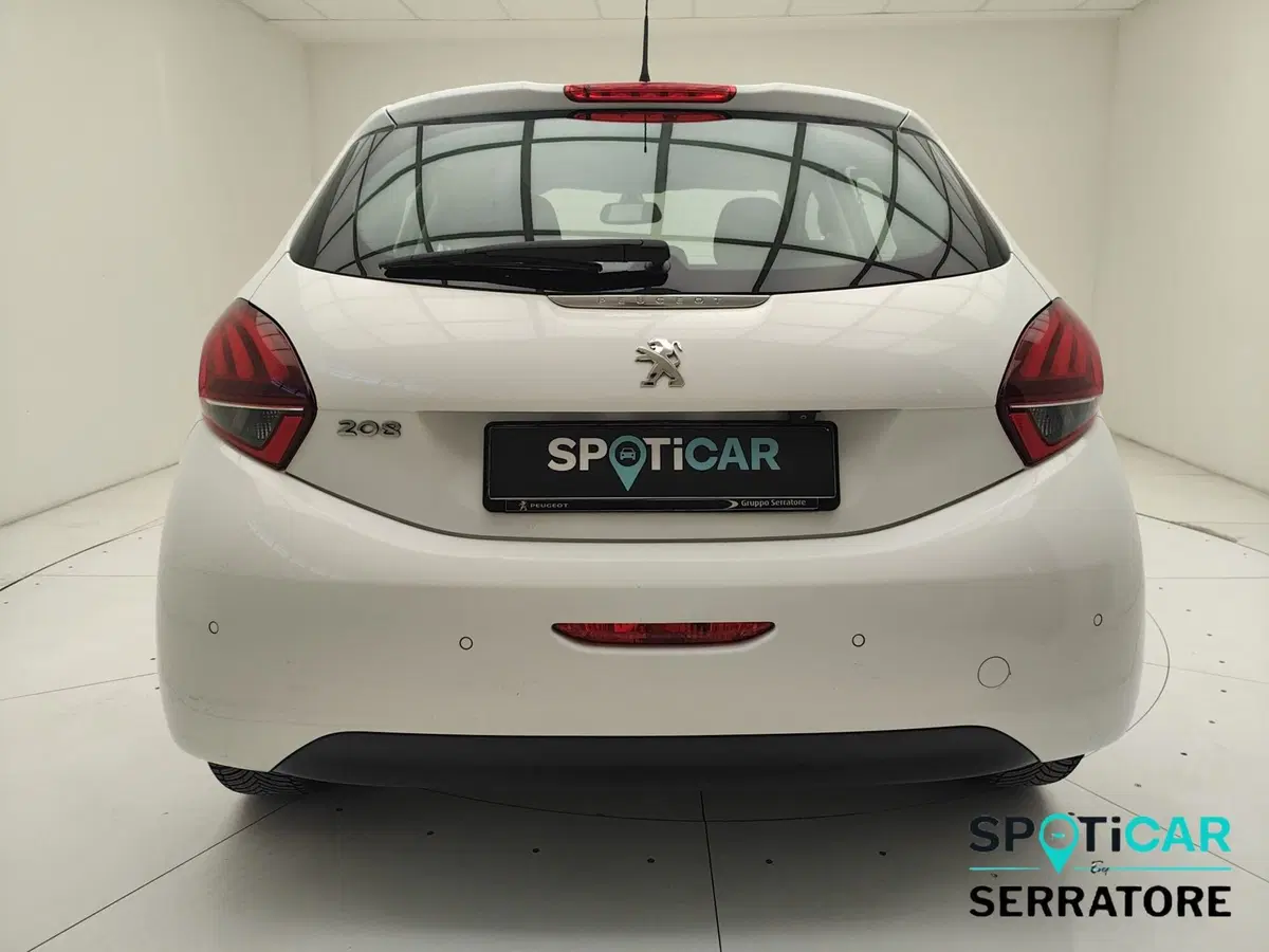 Peugeot 208 usata a Como (5)