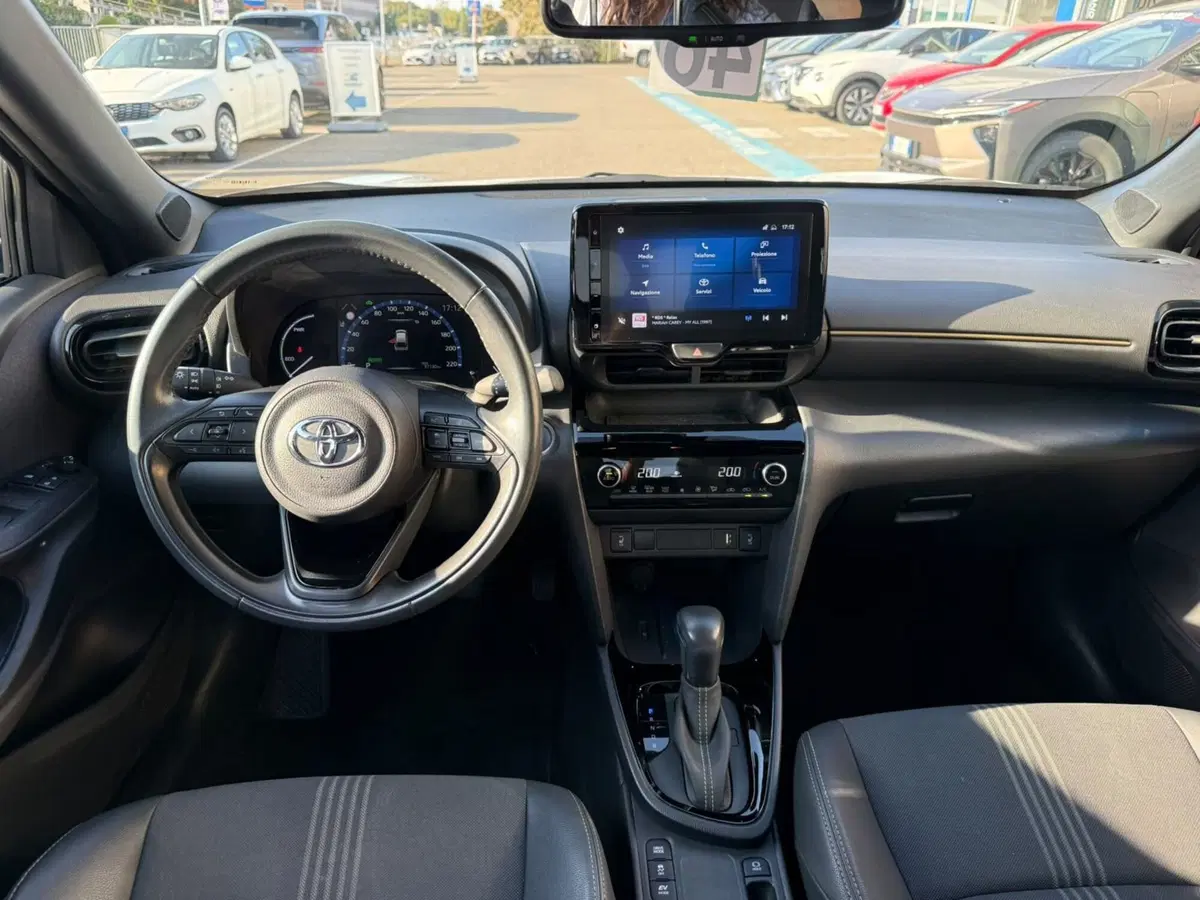 Toyota Yaris Cross usata a Piacenza (13)