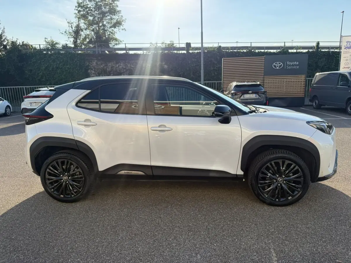 Toyota Yaris Cross usata a Piacenza (8)