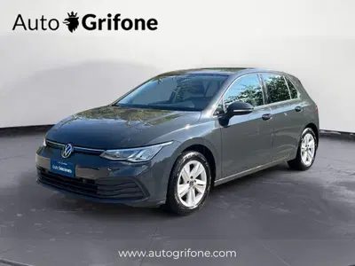 Volkswagen Golf 1.0 TSI EVO Life del 2021 usata a Modena