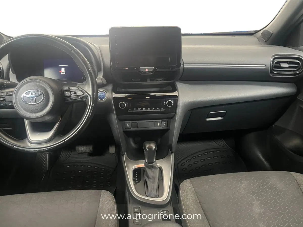 Toyota Yaris Cross usata a Modena (11)