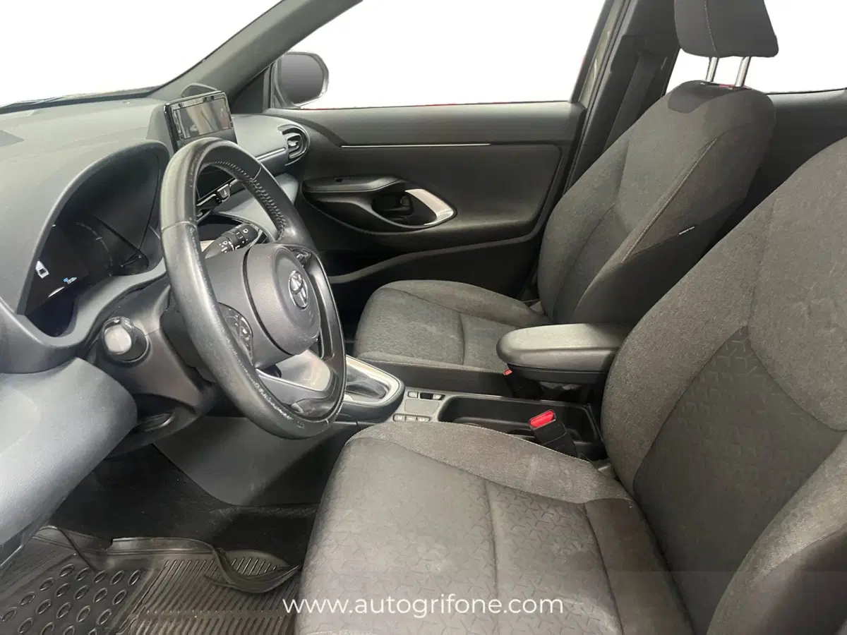Toyota Yaris Cross usata a Modena (9)