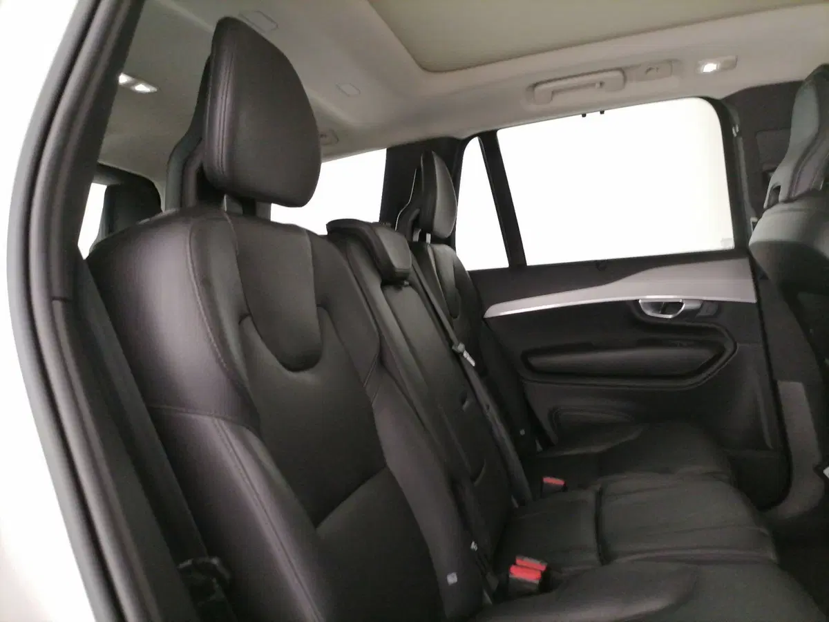 Volvo XC90 usata a Roma (8)