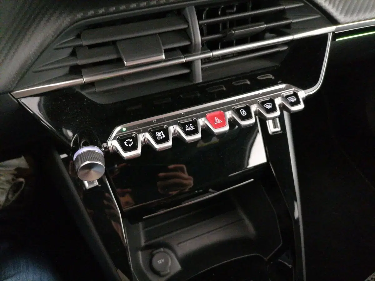 Peugeot 2008 usata a Roma (14)