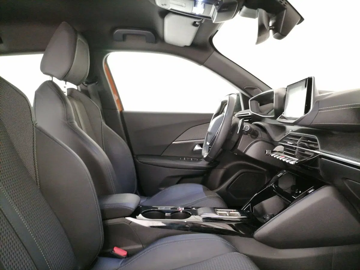 Peugeot 2008 usata a Roma (6)