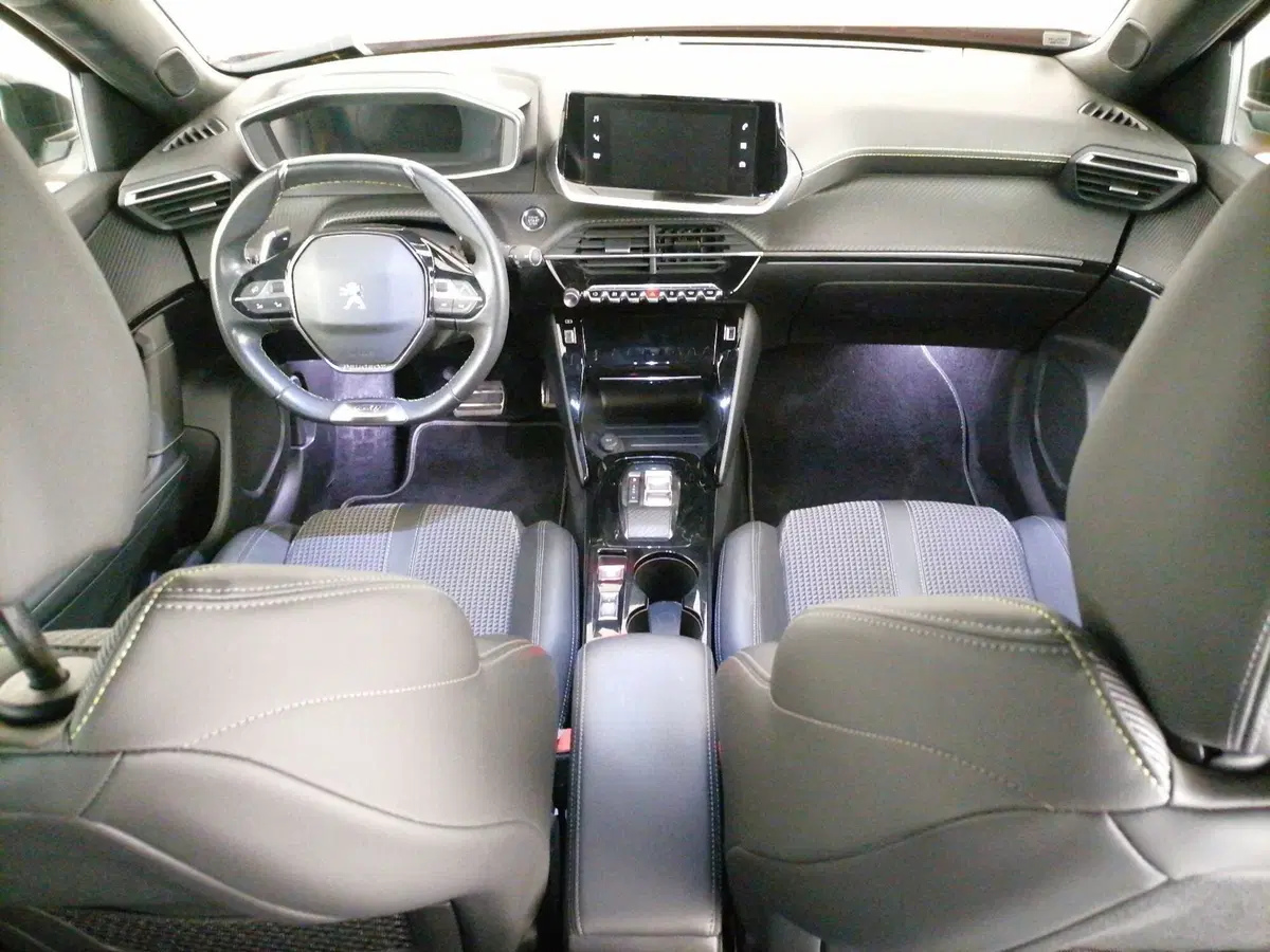 Peugeot 2008 usata a Roma (9)