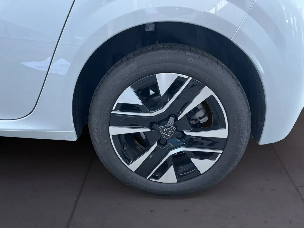 Peugeot 208 usata a Torino (7)