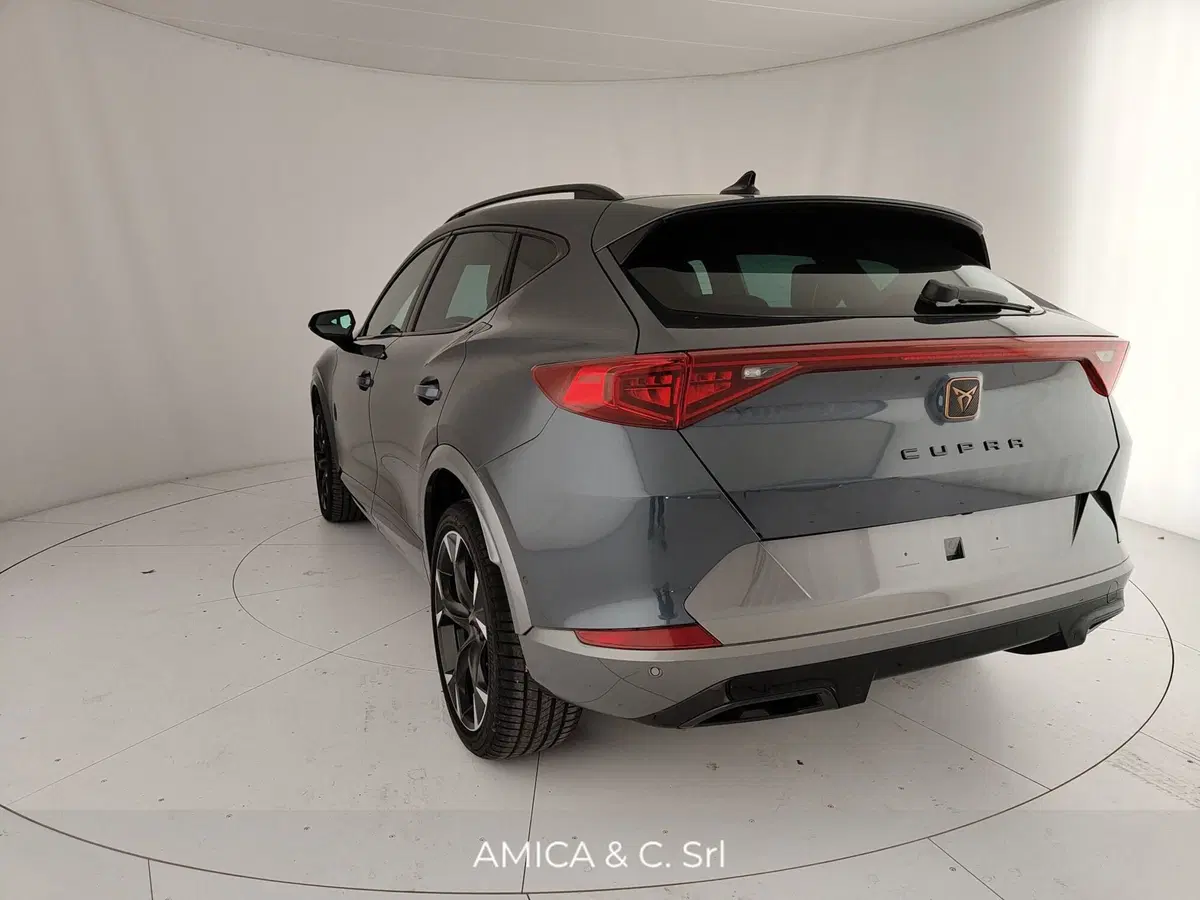 Cupra Formentor nuova a Caserta (9)