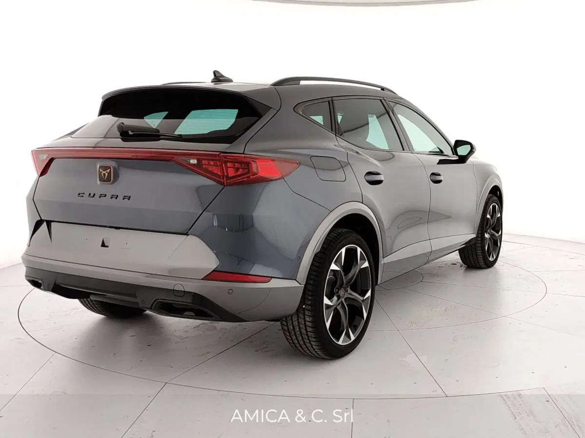 Cupra Formentor nuova a Caserta (7)