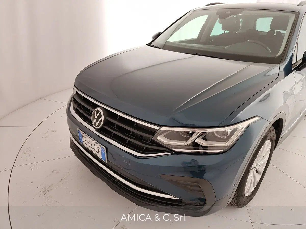 Volkswagen Tiguan usata a Caserta (11)