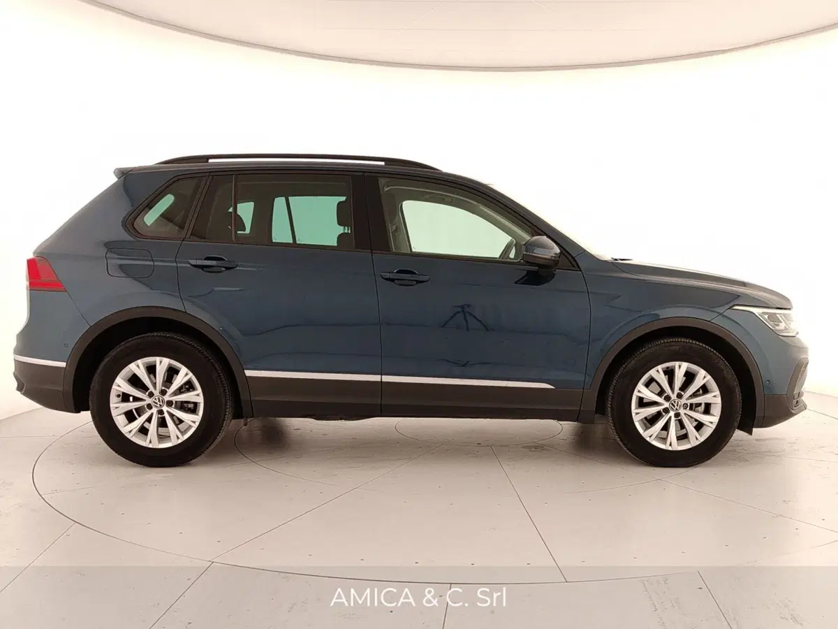 Volkswagen Tiguan usata a Caserta (8)