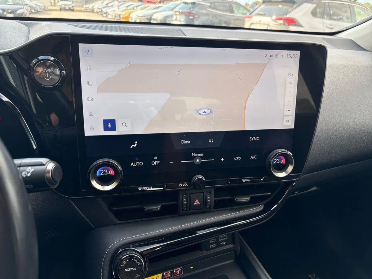 Lexus NX usata a Padova (12)